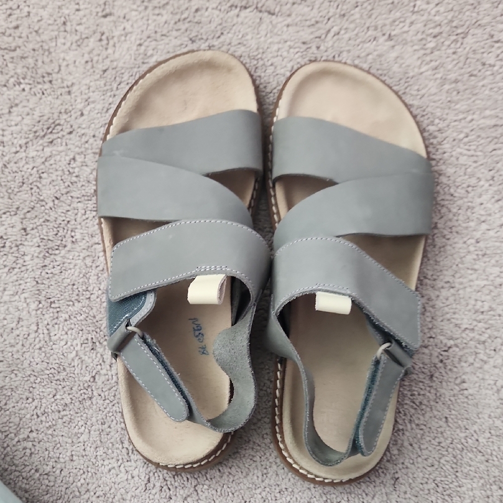 Zara Big Kids'/Women Leather Gray Sandals, Size 38/7.5, Excellent Used Condition - Picture 5 of 10